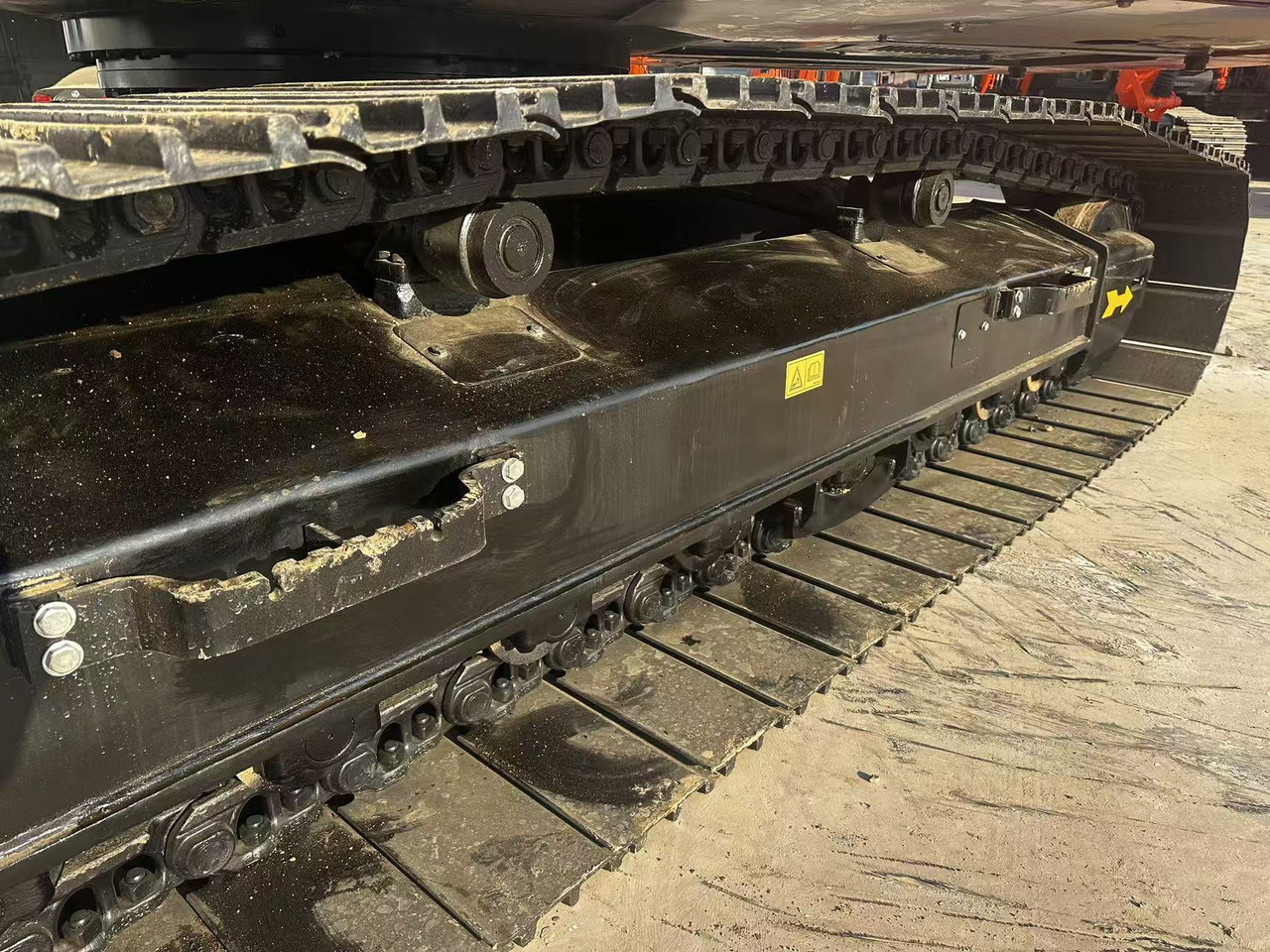 HITACHI ZX210 — crédit-bail HITACHI ZX210: photos 10