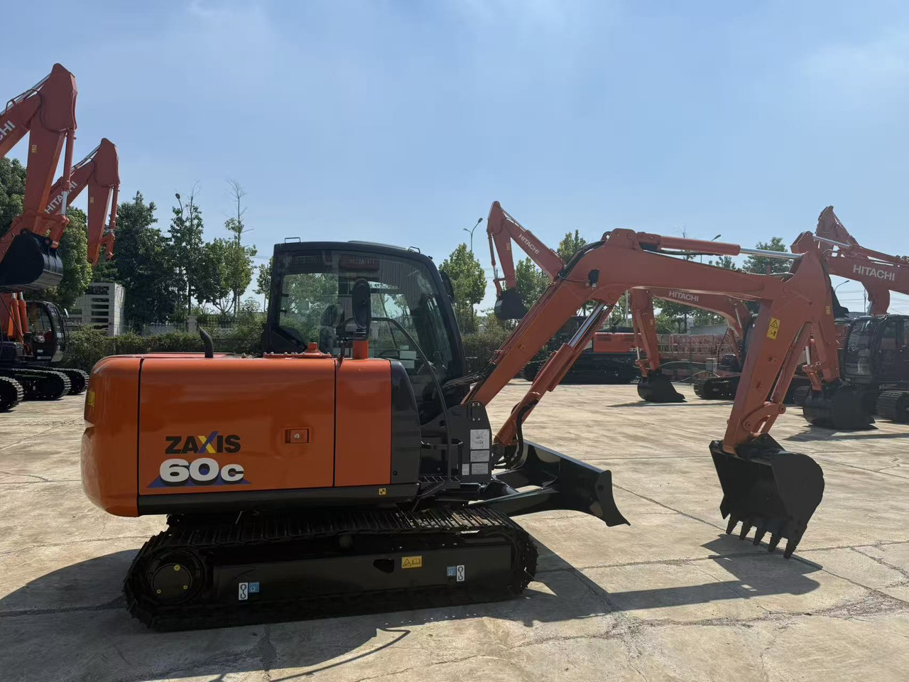 HITACHI ZX60 - Pelle: photos 3 HITACHI ZX60 - Pelle: photos 3