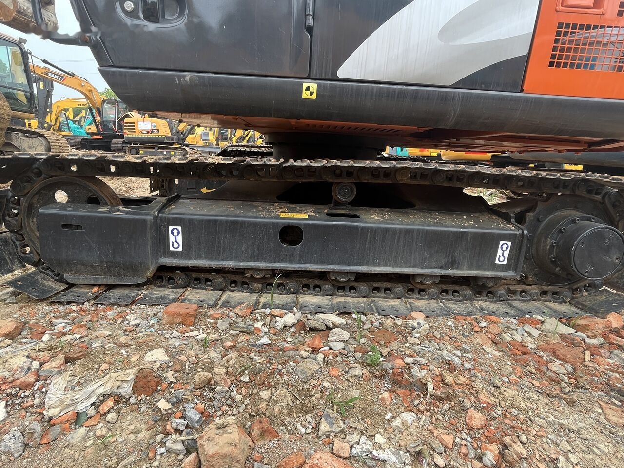 Hitachi ZX70 - Mini pelle: photos 3 Hitachi ZX70 - Mini pelle: photos 3