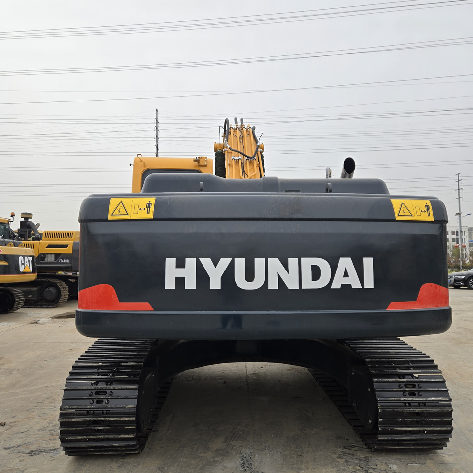 Hyundai R305LC-9T - Pelle sur chenille: photos 4 Hyundai R305LC-9T - Pelle sur chenille: photos 4