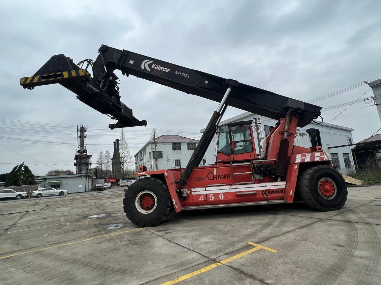 KALMAR - Reach stacker: photos 2 KALMAR - Reach stacker: photos 2