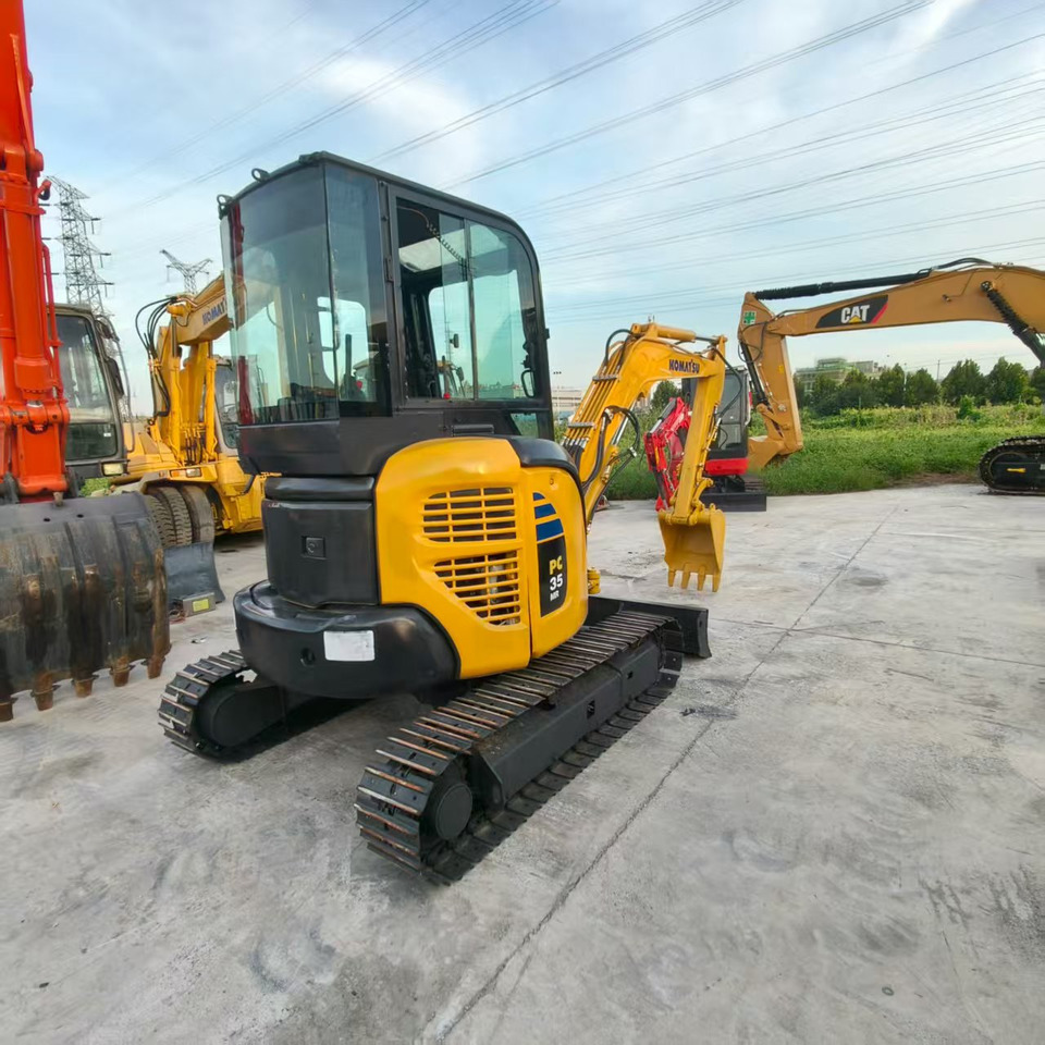 KOMATSU PC35MR - Mini pelle: photos 2 KOMATSU PC35MR - Mini pelle: photos 2