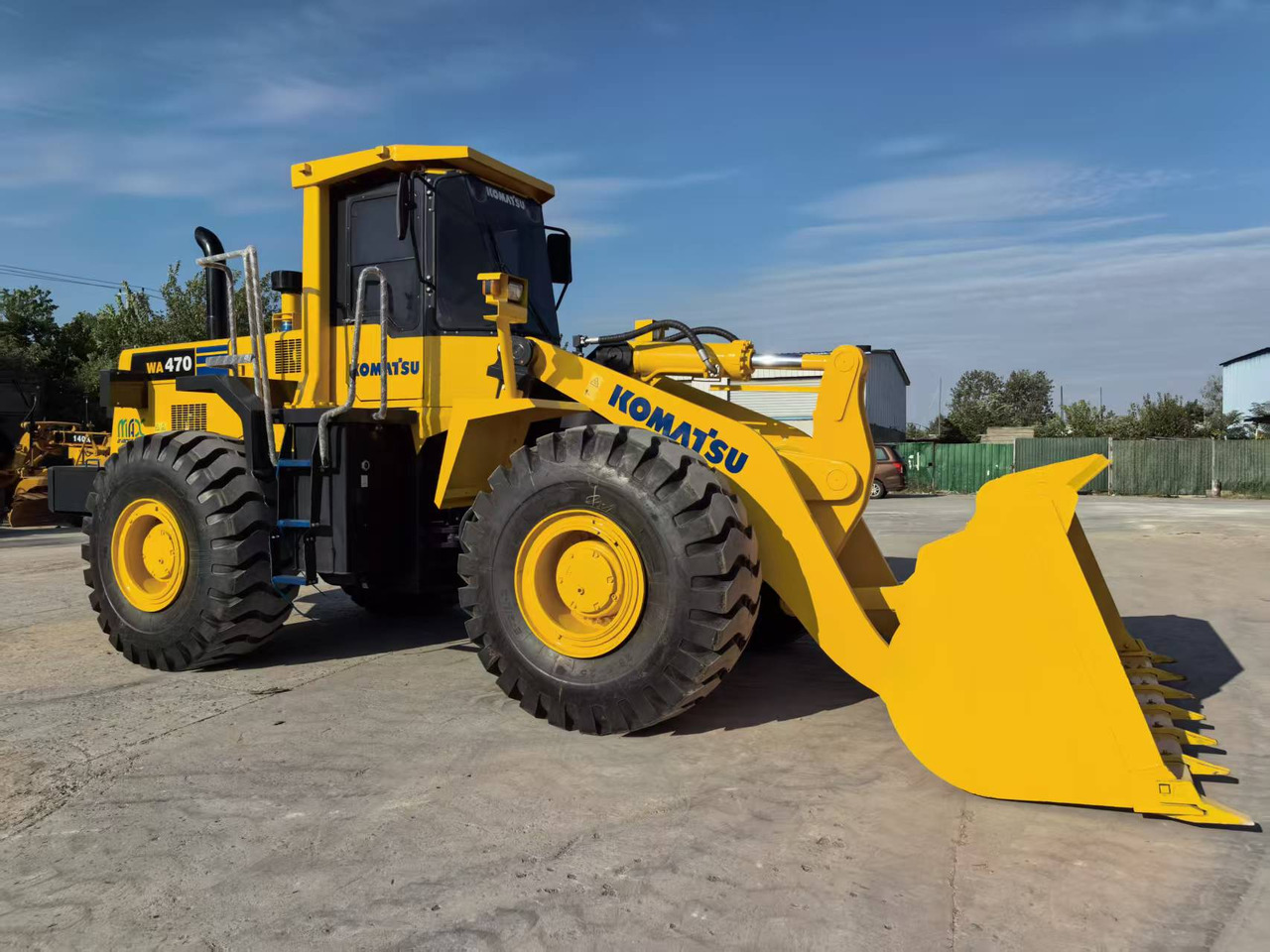 KOMATSU WA470 - Chargeuse sur pneus: photos 2 KOMATSU WA470 - Chargeuse sur pneus: photos 2