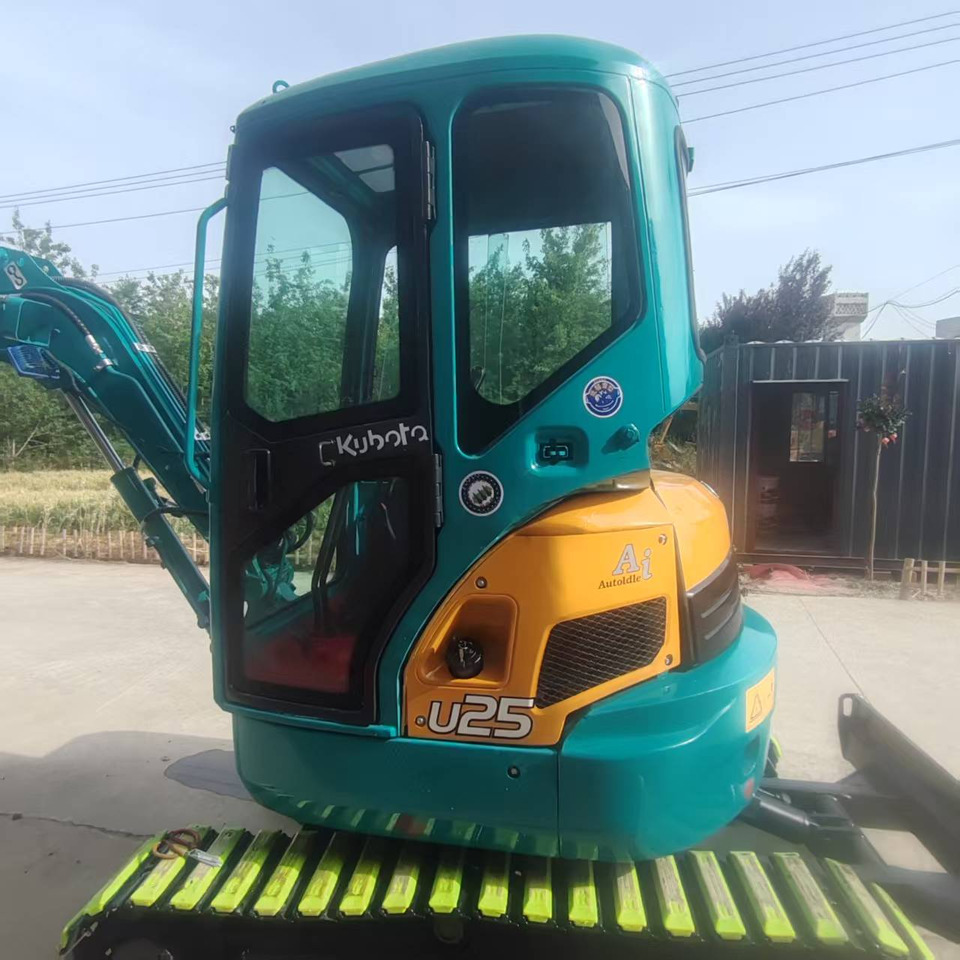 Kubota U25 - Mini pelle: photos 4 Kubota U25 - Mini pelle: photos 4