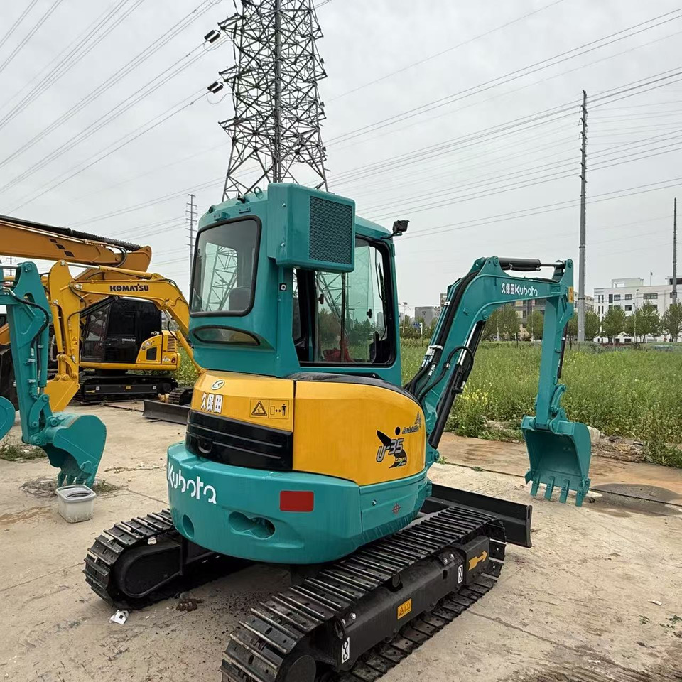 Kubota U35 - Mini pelle: photos 1 Kubota U35 - Mini pelle: photos 1