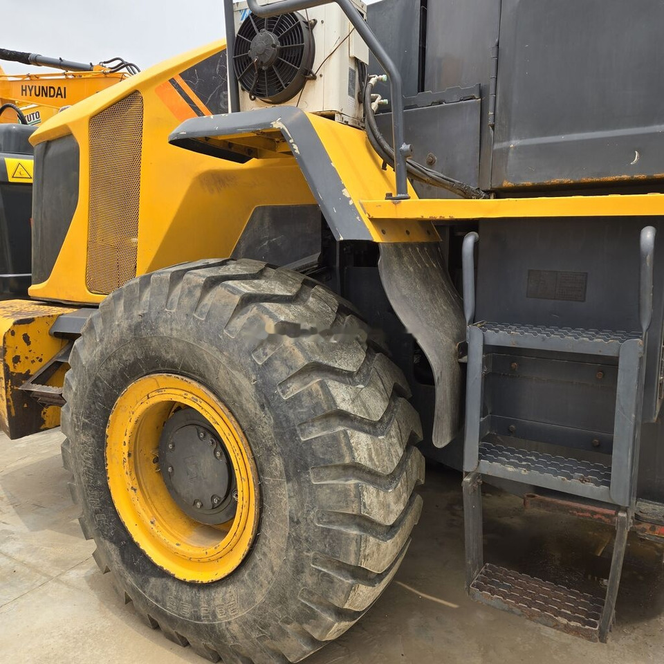 LiuGong 856H - Chargeuse sur pneus: photos 2 LiuGong 856H - Chargeuse sur pneus: photos 2