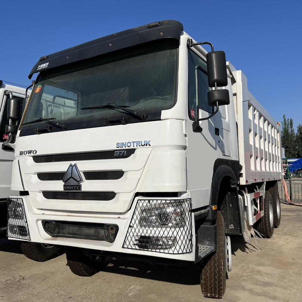 SINOTRUK HOWO - Camion benne: photos 5 SINOTRUK HOWO - Camion benne: photos 5