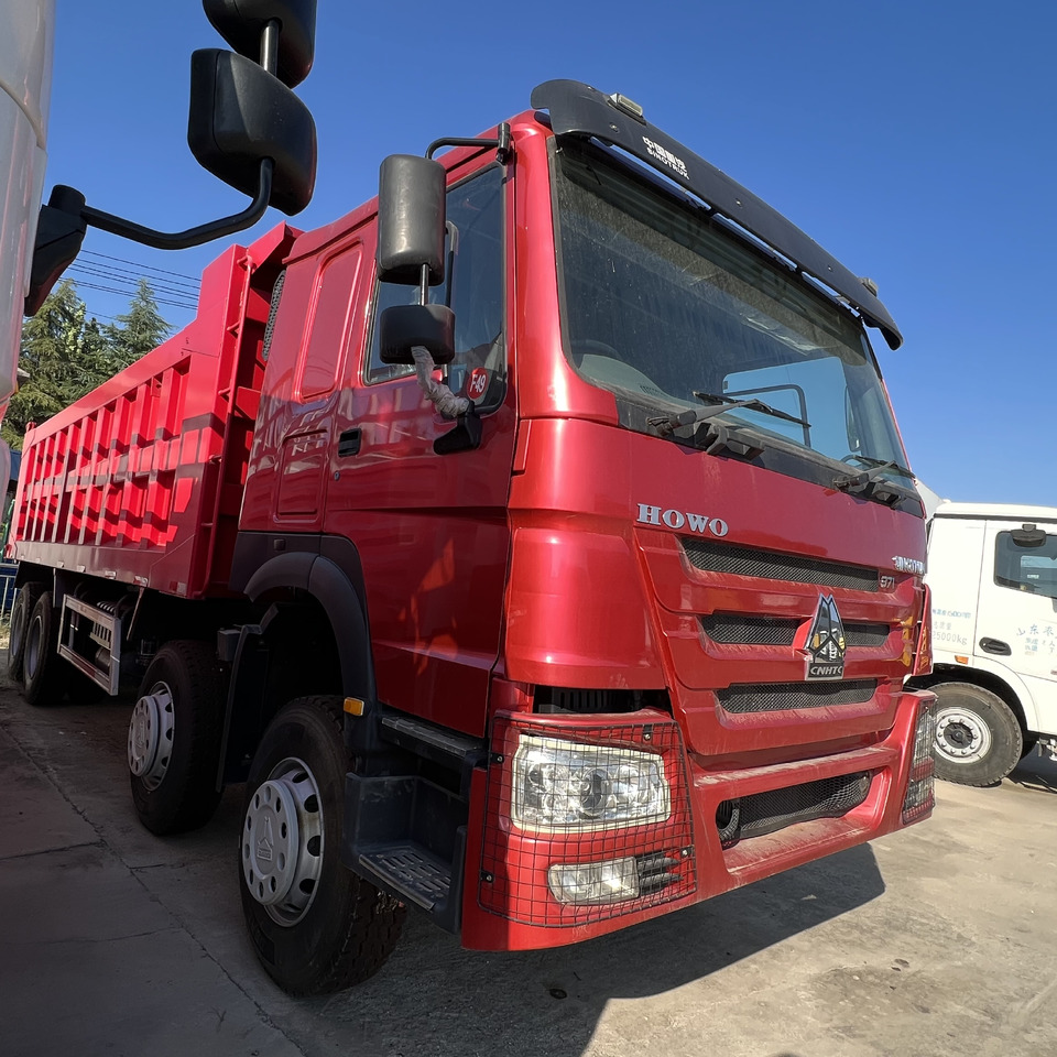 SINOTRUK HOWO - Camion benne: photos 1 SINOTRUK HOWO - Camion benne: photos 1