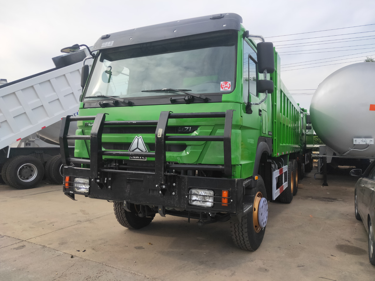 SINOTRUK Howo - Camion benne: photos 2 SINOTRUK Howo - Camion benne: photos 2