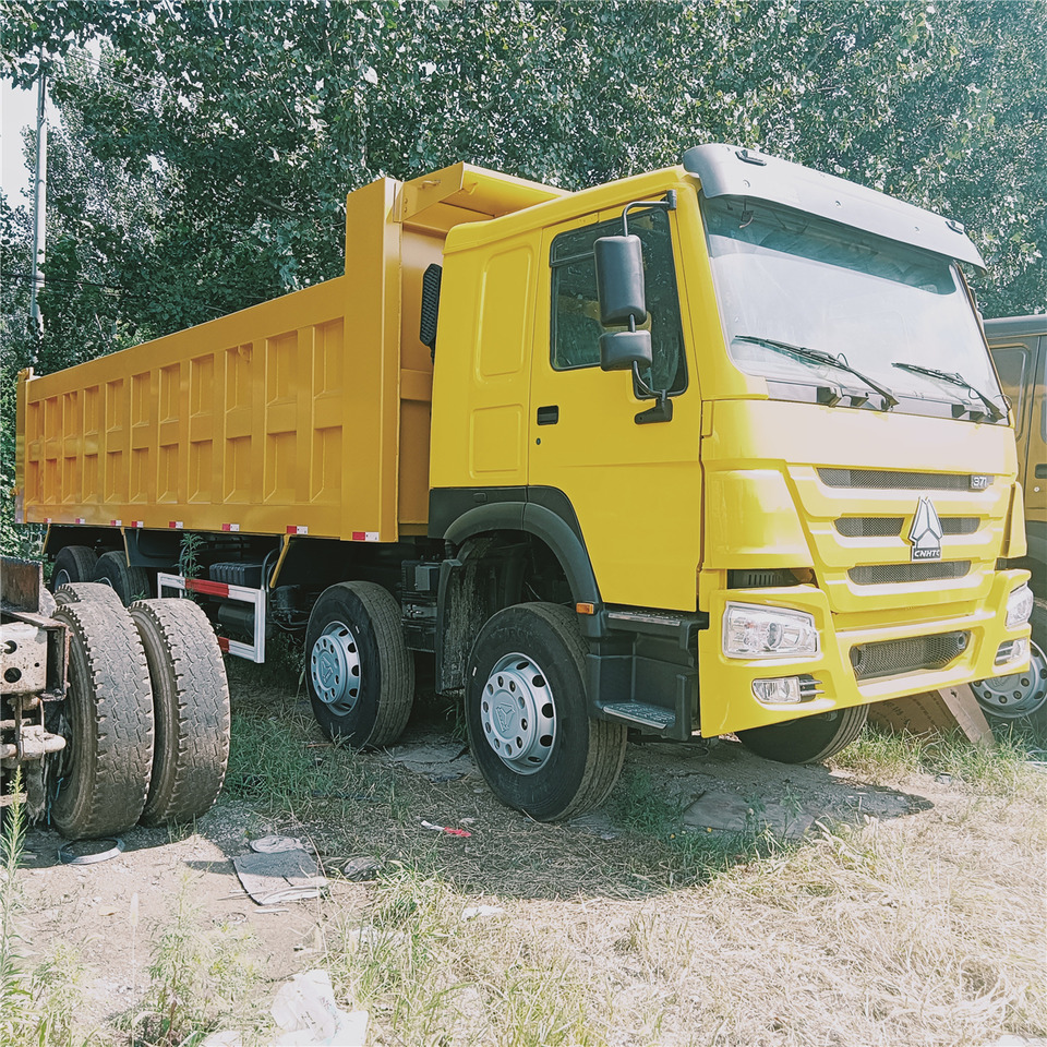 SINOTRUK Howo - Camion benne: photos 3 SINOTRUK Howo - Camion benne: photos 3