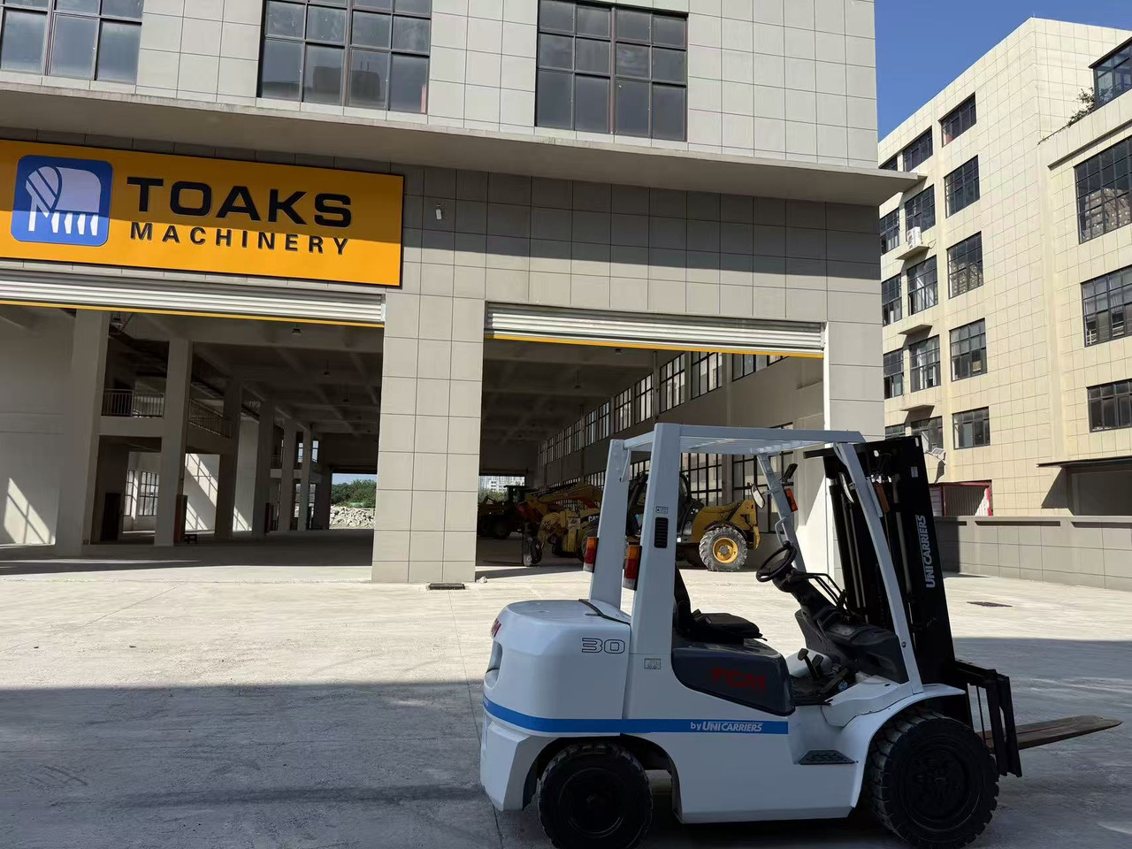 TCM FD30 - Chariot élévateur diesel: photos 4 TCM FD30 - Chariot élévateur diesel: photos 4