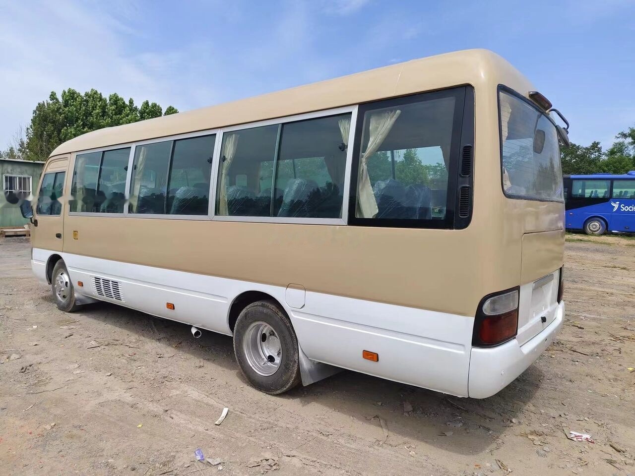 Toyota Coaster - Bus urbain: photos 1 Toyota Coaster - Bus urbain: photos 1