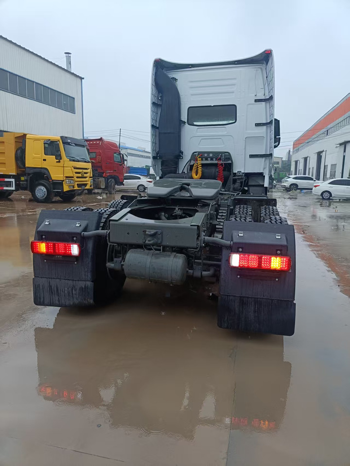 SINOTRUK HOWO - Tracteur routier: photos 4 SINOTRUK HOWO - Tracteur routier: photos 4