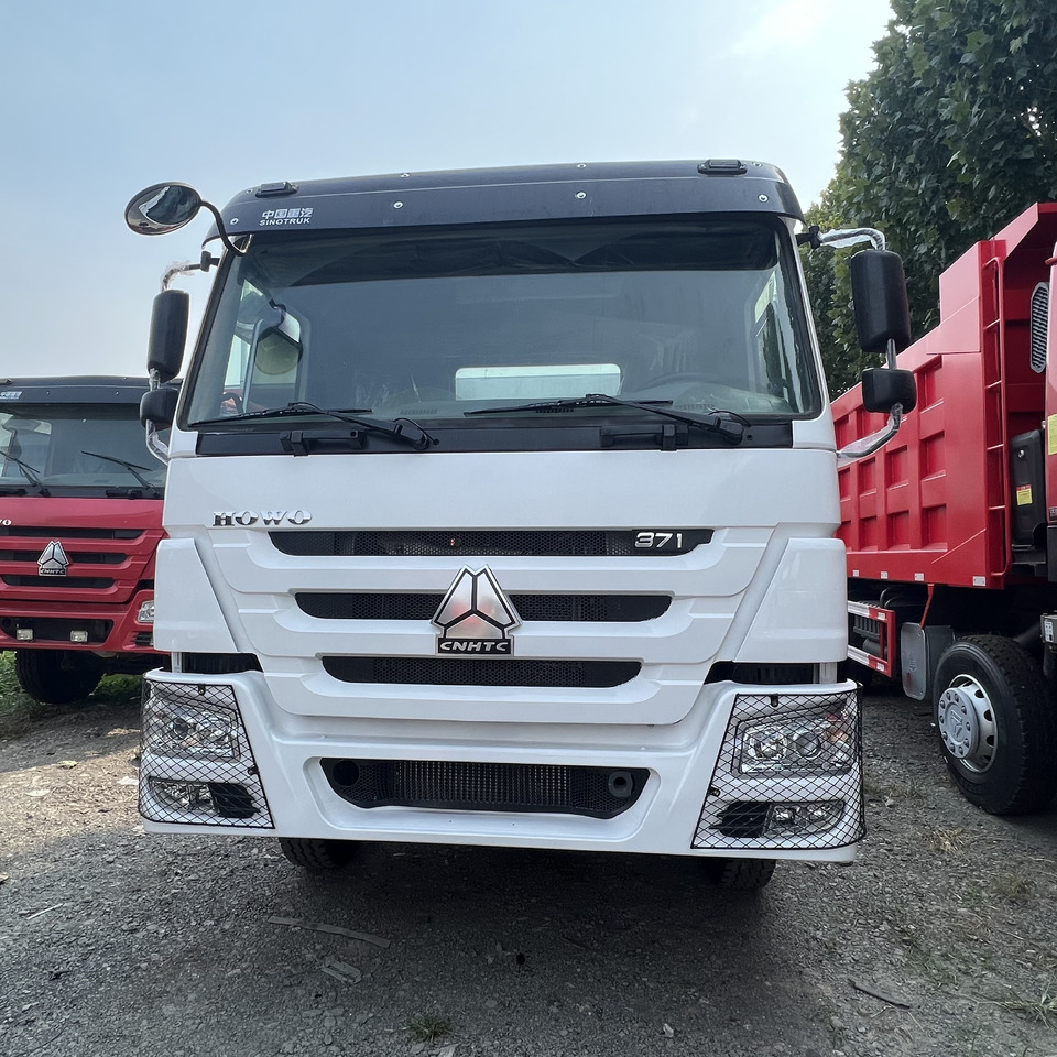 SINOTRUK HOWO tralier head - Tracteur routier: photos 2 SINOTRUK HOWO tralier head - Tracteur routier: photos 2
