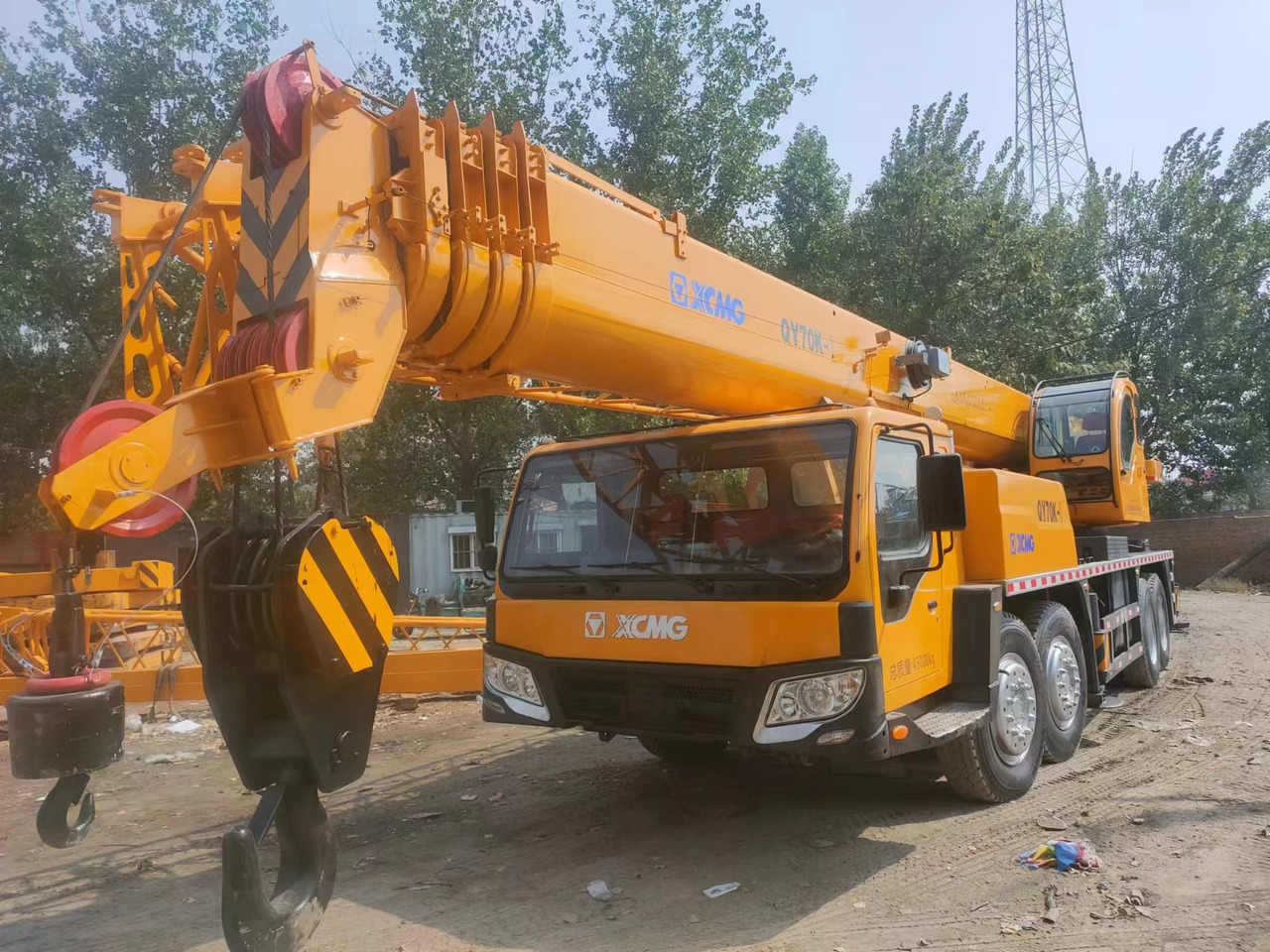 XCMG QY70K - Grue mobile: photos 1 XCMG QY70K - Grue mobile: photos 1