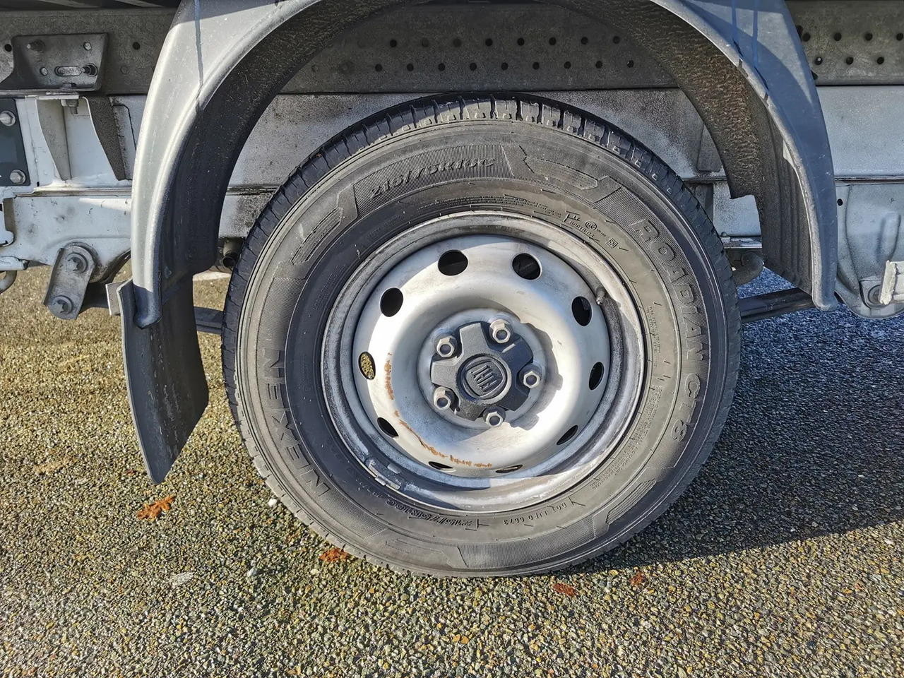 Fourgon grand volume Fiat Ducato 3.5 L H3-POWER 140CH MAXI HEAVY DUTY CAISSE 20M³ + HAYON 750KG + AUVENT PACK PRO: photos 10