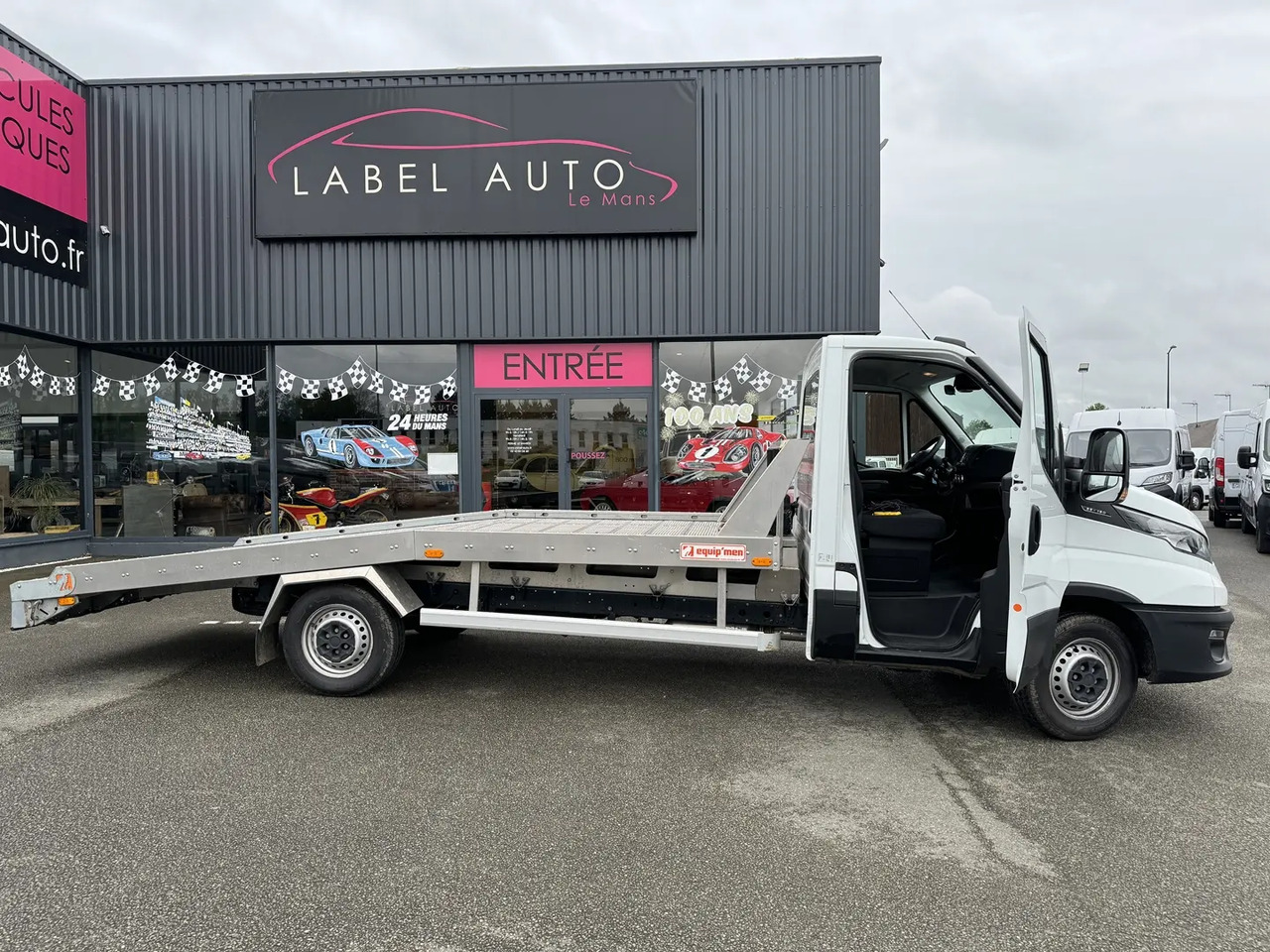 Iveco Daily 35S16H3.0 D EMPATTEMENT 4100 - Remorqueuse: photos 1 Iveco Daily 35S16H3.0 D EMPATTEMENT 4100 - Remorqueuse: photos 1