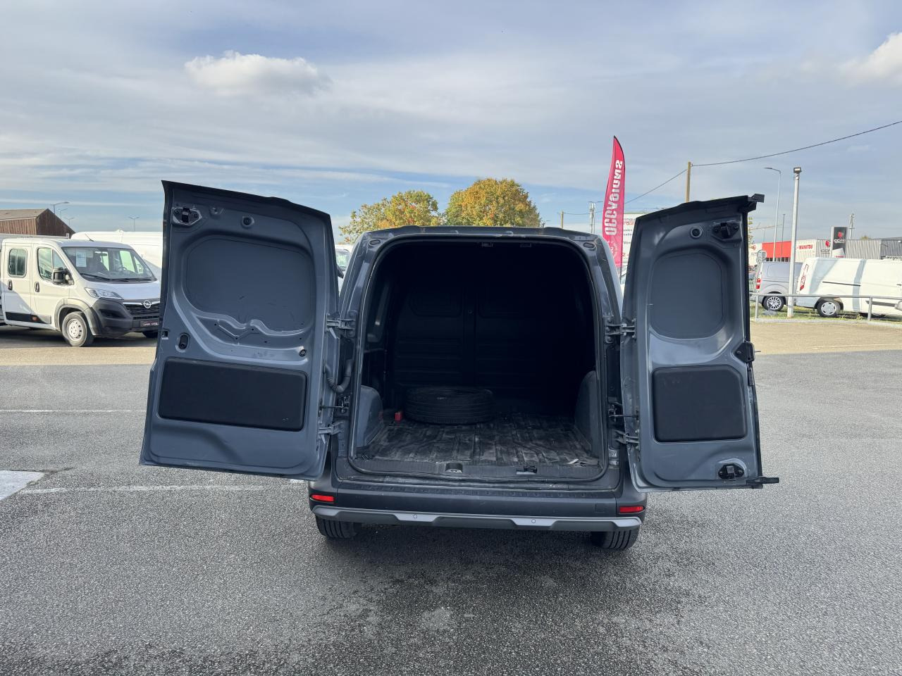 NISSAN Townstar L1 1.3 Tce - 130 FOURGON N-Connecta L1 - Fourgon utilitaire: photos 3 NISSAN Townstar L1 1.3 Tce - 130 FOURGON N-Connecta L1 - Fourgon utilitaire: photos 3