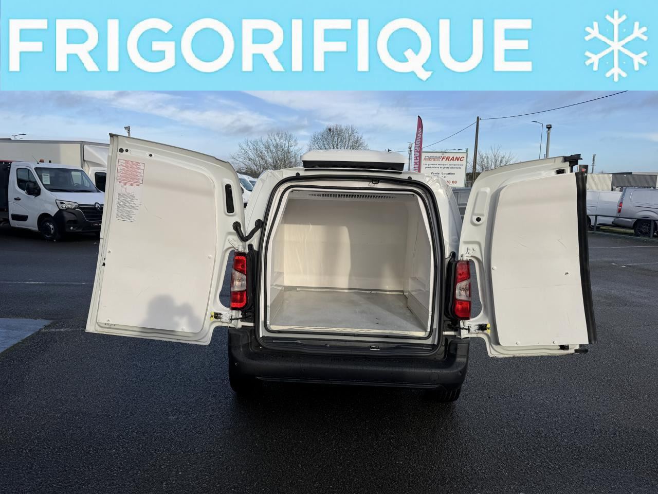 OPEL COMBO M 1.5 HDI 100CH FRIGORIFIQUE - Fourgon utilitaire: photos 1 OPEL COMBO M 1.5 HDI 100CH FRIGORIFIQUE - Fourgon utilitaire: photos 1