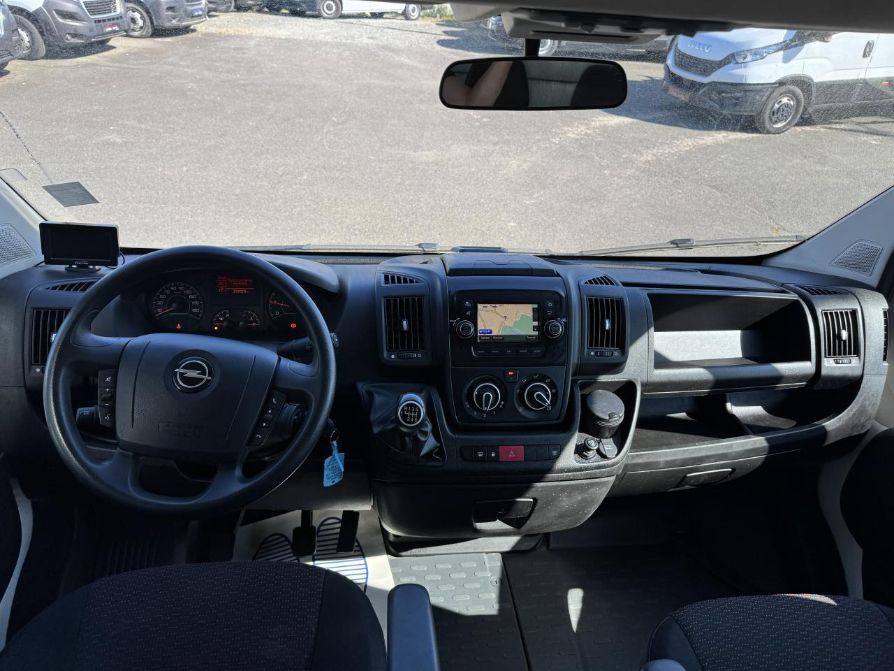 OPEL MOVANO 3T5 BENNE + COFFRE DOUBLE CABINE 6PL 2.2 HDI 165CH - Utilitaire benne, Utilitaire double cabine: photos 2 OPEL MOVANO 3T5 BENNE + COFFRE DOUBLE CABINE 6PL 2.2 HDI 165CH - Utilitaire benne, Utilitaire double cabine: photos 2