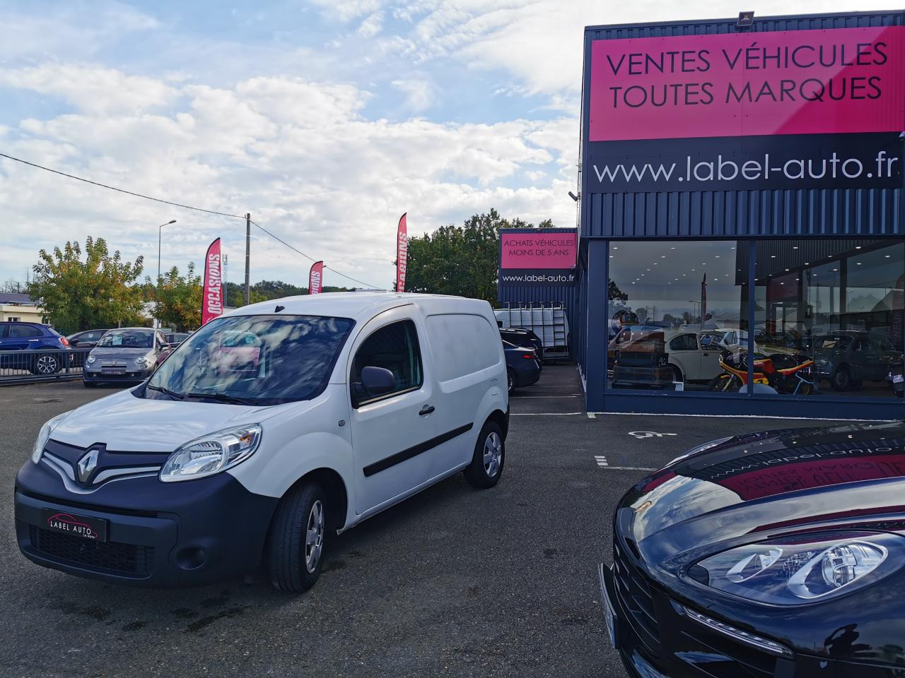 RENAULT Kangoo L1 1.5 Energy dCi - 80 II EXPRESS FOURGON Générique PHASE 2 - Fourgon utilitaire: photos 5 RENAULT Kangoo L1 1.5 Energy dCi - 80 II EXPRESS FOURGON Générique PHASE 2 - Fourgon utilitaire: photos 5
