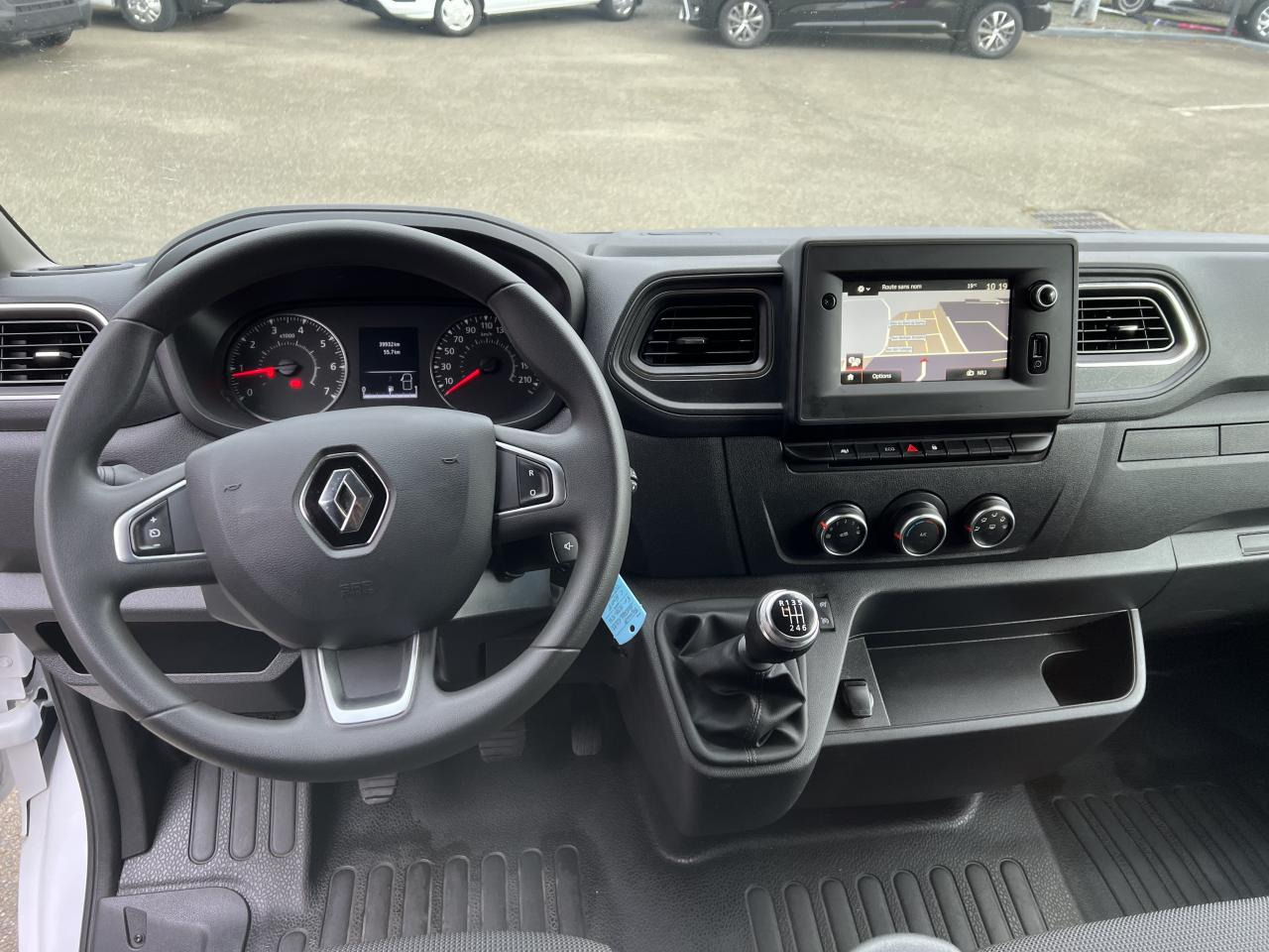RENAULT MASTER 3T3 L2H2 2.3 DCI 135CH GRAND CONFORT - Fourgon utilitaire: photos 4 RENAULT MASTER 3T3 L2H2 2.3 DCI 135CH GRAND CONFORT - Fourgon utilitaire: photos 4