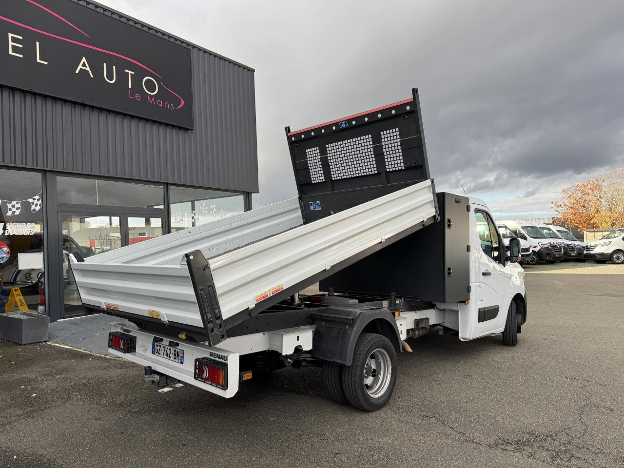 RENAULT MASTER 3T5 BENNE COFFRE RJ 2.3 DCI 145CH PROPULSION - Utilitaire benne: photos 1 RENAULT MASTER 3T5 BENNE COFFRE RJ 2.3 DCI 145CH PROPULSION - Utilitaire benne: photos 1