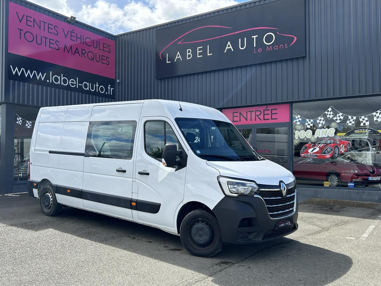 RENAULT Master Confort F3500 L3H2 2.3 dCi - 135 III CABINE APPROFONDIE Cabine approfondie L3H2 Traction PHA - Fourgon utilitaire: photos 1 RENAULT Master Confort F3500 L3H2 2.3 dCi - 135 III CABINE APPROFONDIE Cabine approfondie L3H2 Traction PHA - Fourgon utilitaire: photos 1