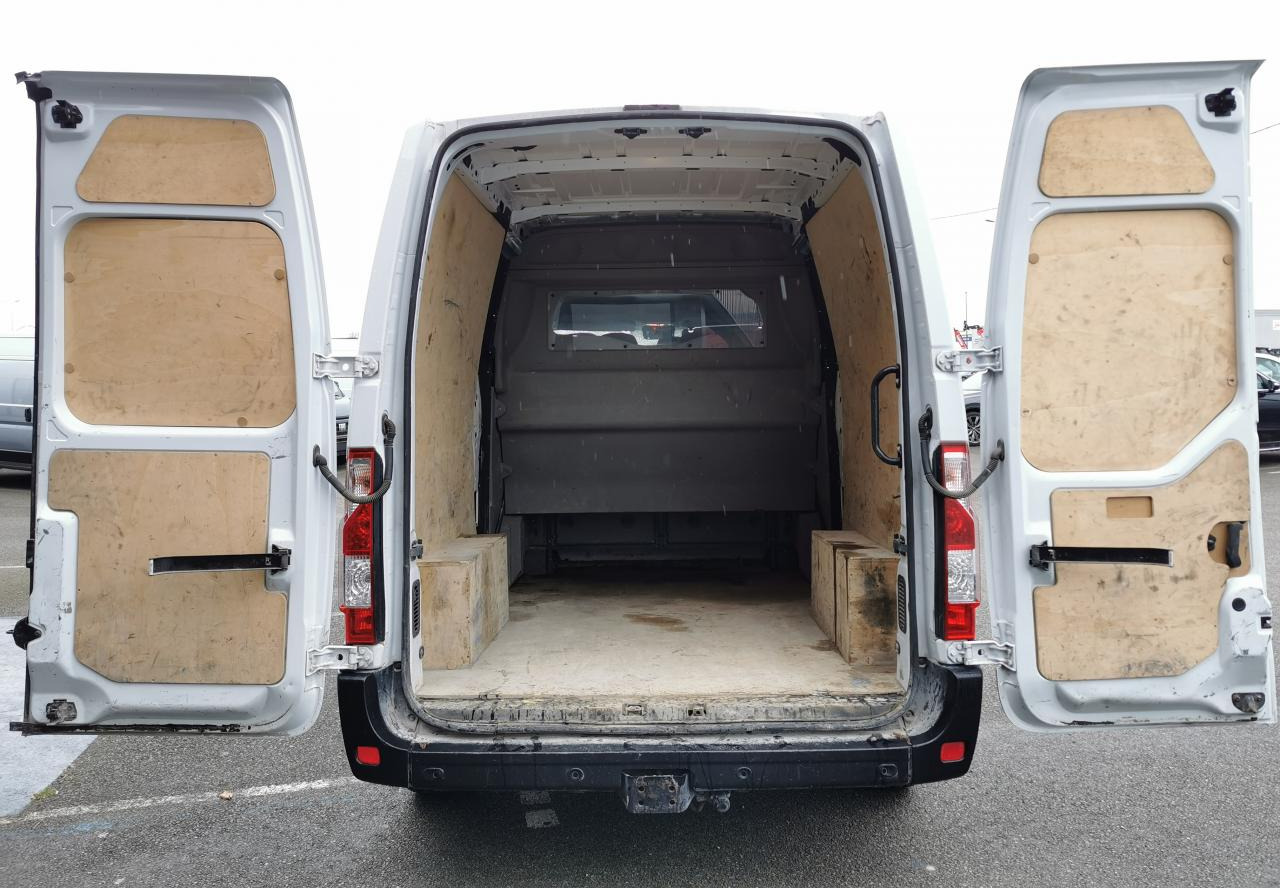 RENAULT Master Grand Confort F3500 L2H2 2.3 Blue dCi - 150 III CABINE APPROFONDIE Cabine approfondie L2H2 T - Fourgon utilitaire: photos 3 RENAULT Master Grand Confort F3500 L2H2 2.3 Blue dCi - 150 III CABINE APPROFONDIE Cabine approfondie L2H2 T - Fourgon utilitaire: photos 3