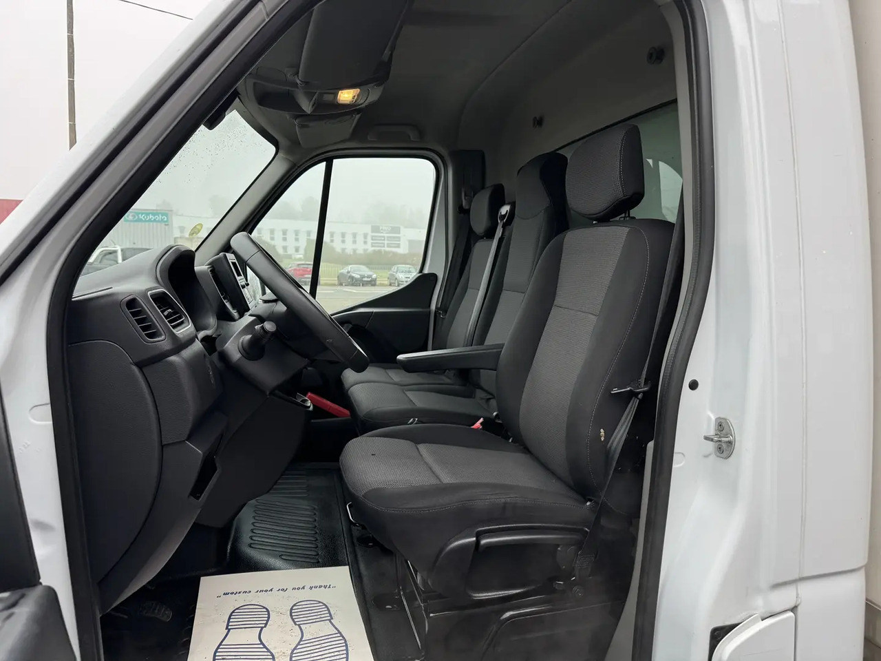 Renault MASTER III GRD VOL F3500 L3 2.3 BLUE DCI 145CH 20M3 CONFORT EURO6 - Voiture: photos 5 Renault MASTER III GRD VOL F3500 L3 2.3 BLUE DCI 145CH 20M3 CONFORT EURO6 - Voiture: photos 5