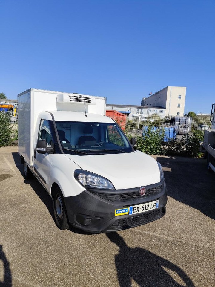Fiat Doblo PC Caisse Frigorifique - Utilitaire frigorifique: photos 2 Fiat Doblo PC Caisse Frigorifique - Utilitaire frigorifique: photos 2