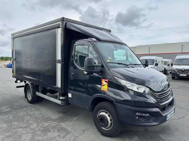 Iveco Daily 70C16 Plateau Brasseur Rideaux coulissant Hayon rabattable - Utilitaire rideaux coulissants (PLSC): photos 2 Iveco Daily 70C16 Plateau Brasseur Rideaux coulissant Hayon rabattable - Utilitaire rideaux coulissants (PLSC): photos 2