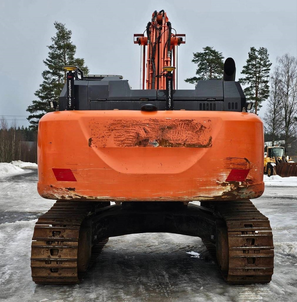 Hitachi ZX 300 LC-6 - Pelle sur chenille: photos 4 Hitachi ZX 300 LC-6 - Pelle sur chenille: photos 4