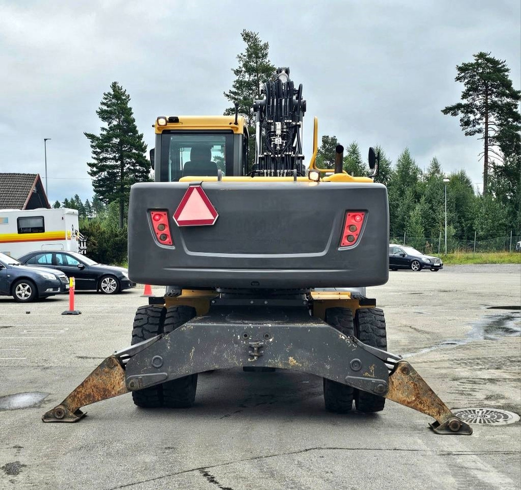 Volvo EW 160 C - Pelle sur pneus: photos 4 Volvo EW 160 C - Pelle sur pneus: photos 4