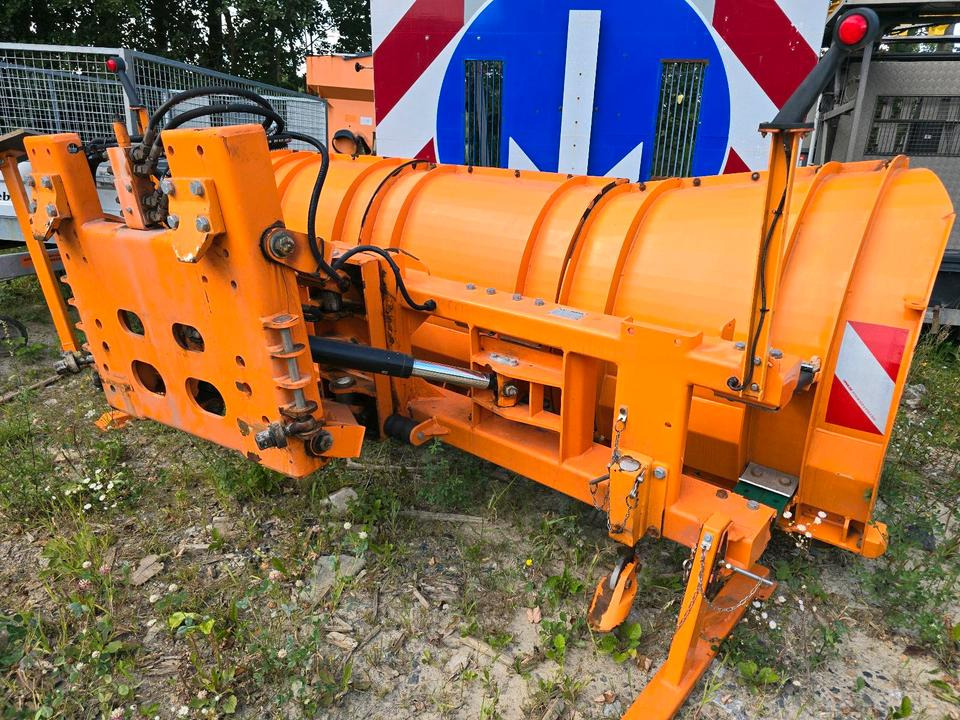 Bucher Schneepflug Ramox 300 NGR Schneeschieber Schneeschild Winterdienst Räumschild passend für Unimog 405/10 405/12 UGE UGN U300 U 300 400 500 - Lame à neige: photos 1 Bucher Schneepflug Ramox 300 NGR Schneeschieber Schneeschild Winterdienst Räumschild passend für Unimog 405/10 405/12 UGE UGN U300 U 300 400 500 - Lame à neige: photos 1