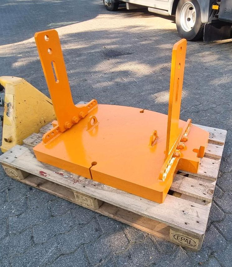 Heckgewicht Unimog 405 U400 U 300 500 400 318 423 427 429 430 530 527 535 Kontergewicht Mulag Mähausleger Böschungsmulcher Dücker - Contrepoids: photos 3 Heckgewicht Unimog 405 U400 U 300 500 400 318 423 427 429 430 530 527 535 Kontergewicht Mulag Mähausleger Böschungsmulcher Dücker - Contrepoids: photos 3