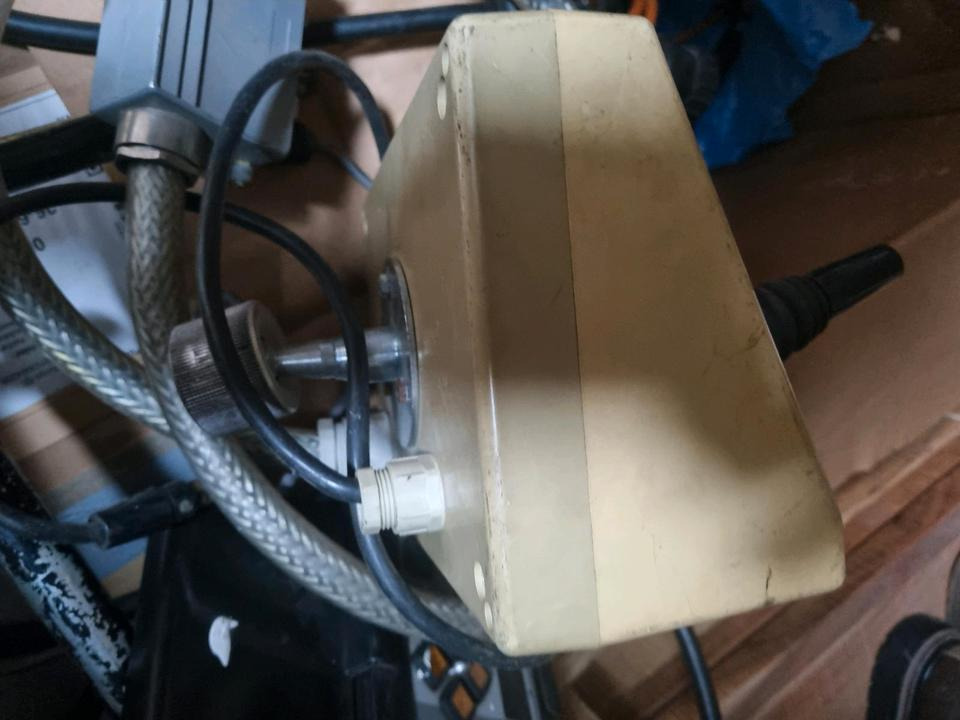 Leitpfostenwaschgerät Bedienung Drutzel Steuerung Bordcomputer un - Bloc de gestion pour Véhicule de voirie/ Spécial: photos 2 Leitpfostenwaschgerät Bedienung Drutzel Steuerung Bordcomputer un - Bloc de gestion pour Véhicule de voirie/ Spécial: photos 2