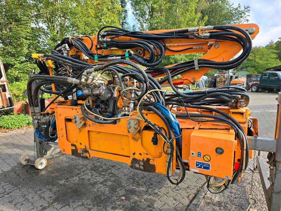 Mulag MFK 600 Mähausleger mit Randstreifenmäher MRF 350 Böschungsmäher Böschungsmulcher Hangmäher MKM 700 FME 600 500 - Flèche: photos 4 Mulag MFK 600 Mähausleger mit Randstreifenmäher MRF 350 Böschungsmäher Böschungsmulcher Hangmäher MKM 700 FME 600 500 - Flèche: photos 4