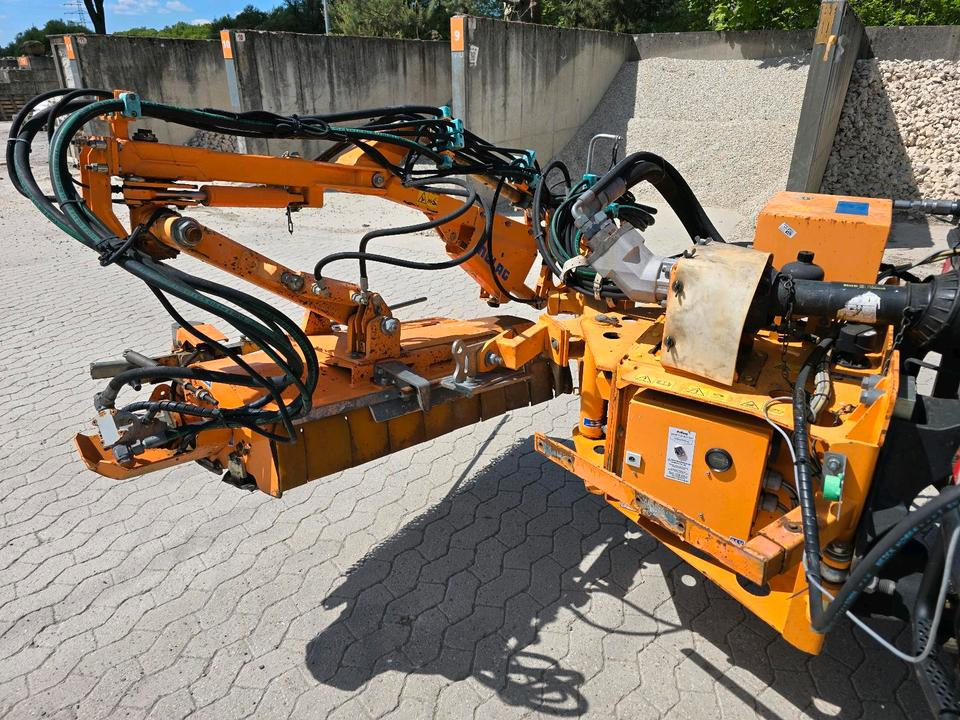 Mulag MRM 300 Randstreifenmäher Leitpfostenmähgerät Böschungsmäher Böschungsmulcher Unimog 400 300 500 423 430 318 530 Mulchgerät - Broyeur d'accotement: photos 4 Mulag MRM 300 Randstreifenmäher Leitpfostenmähgerät Böschungsmäher Böschungsmulcher Unimog 400 300 500 423 430 318 530 Mulchgerät - Broyeur d'accotement: photos 4