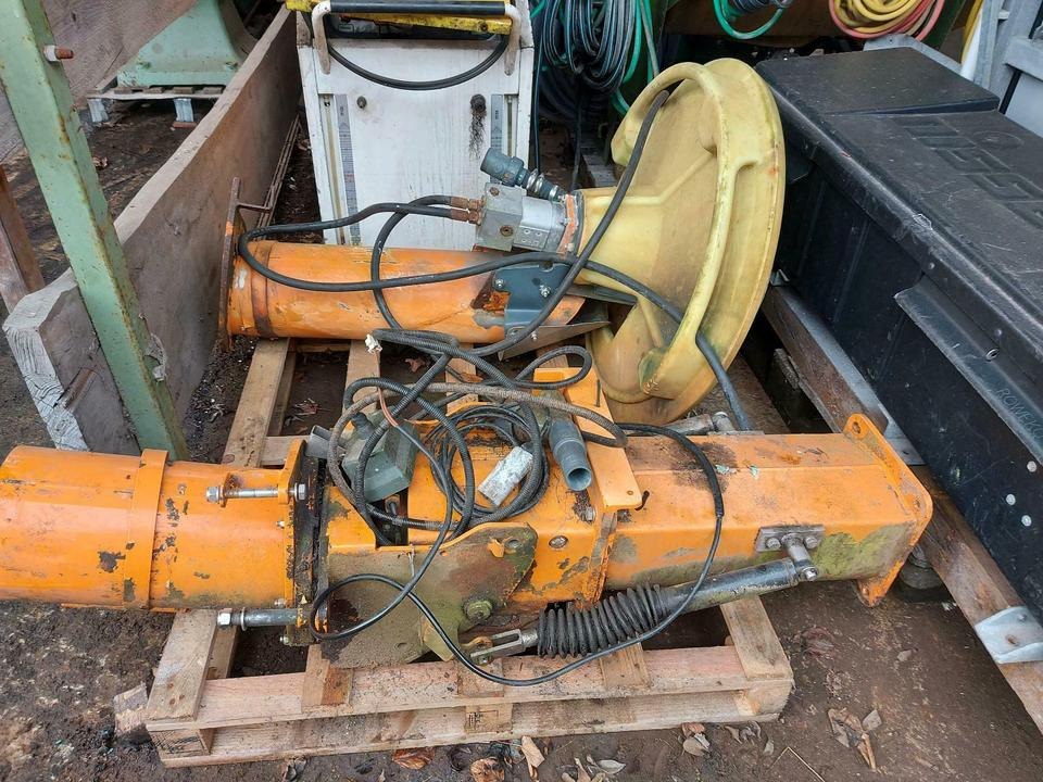 Streueinheit Streuteller Küpper Weisser Salzstreuer IMS STA - Pièces de rechange pour Véhicule de voirie/ Spécial: photos 3 Streueinheit Streuteller Küpper Weisser Salzstreuer IMS STA - Pièces de rechange pour Véhicule de voirie/ Spécial: photos 3