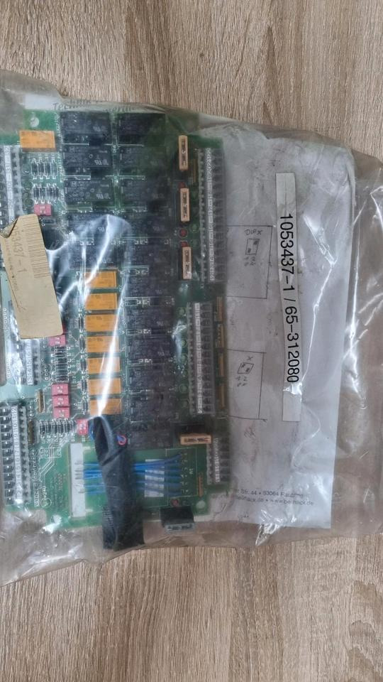 Platine Beilhack Seitenschneepflug 1053437-1 / 65-312080 Steuerplatine Steuerung - Bloc de gestion pour Véhicule de voirie/ Spécial: photos 3 Platine Beilhack Seitenschneepflug 1053437-1 / 65-312080 Steuerplatine Steuerung - Bloc de gestion pour Véhicule de voirie/ Spécial: photos 3