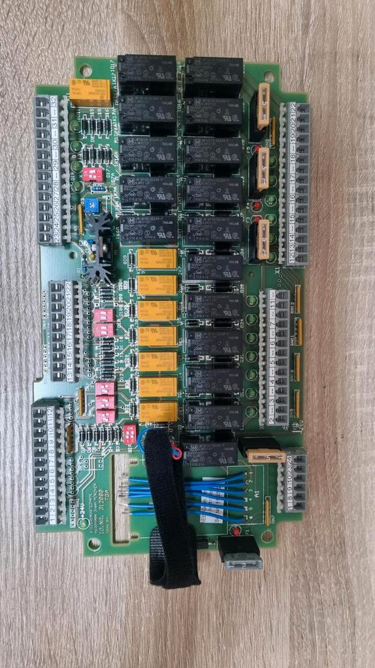 Platine Beilhack Seitenschneepflug 1053437-1 / 65-312080 Steuerplatine Steuerung - Bloc de gestion pour Véhicule de voirie/ Spécial: photos 1 Platine Beilhack Seitenschneepflug 1053437-1 / 65-312080 Steuerplatine Steuerung - Bloc de gestion pour Véhicule de voirie/ Spécial: photos 1