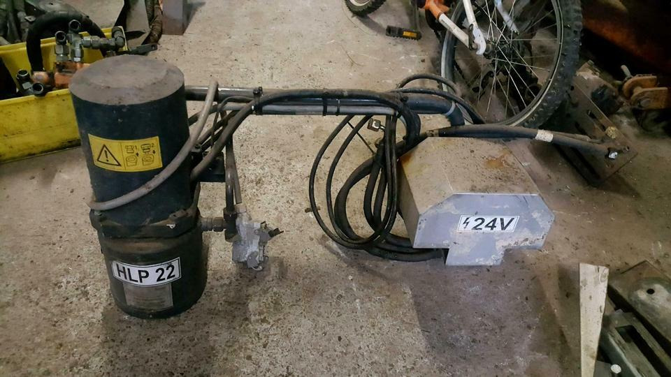 Schmidt Schneepflug Hydraulikanlage Hydraulik Kommunal Winter - Hydraulique pour Véhicule de voirie/ Spécial: photos 1 Schmidt Schneepflug Hydraulikanlage Hydraulik Kommunal Winter - Hydraulique pour Véhicule de voirie/ Spécial: photos 1