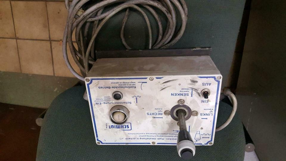 Schmidt Schneepflugsteuerung Bordcomputer Schneepflug unimog - Bloc de gestion pour Véhicule de voirie/ Spécial: photos 1 Schmidt Schneepflugsteuerung Bordcomputer Schneepflug unimog - Bloc de gestion pour Véhicule de voirie/ Spécial: photos 1