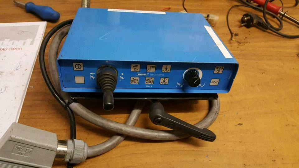 Schneepflugsteuerung Bordcomputer Steuerung Schmidt Schneepflug - Bloc de gestion pour Véhicule de voirie/ Spécial: photos 1 Schneepflugsteuerung Bordcomputer Steuerung Schmidt Schneepflug - Bloc de gestion pour Véhicule de voirie/ Spécial: photos 1