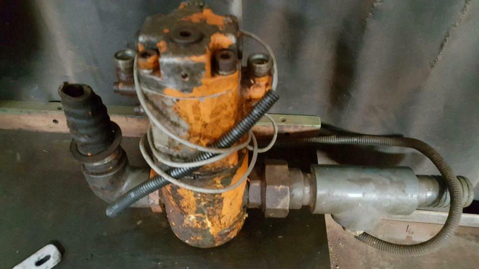 Solepumpe Salzstreuer Küpper Weisser Schmidt Winterdienst Unimog - Pompe hydraulique pour Véhicule de voirie/ Spécial: photos 3 Solepumpe Salzstreuer Küpper Weisser Schmidt Winterdienst Unimog - Pompe hydraulique pour Véhicule de voirie/ Spécial: photos 3