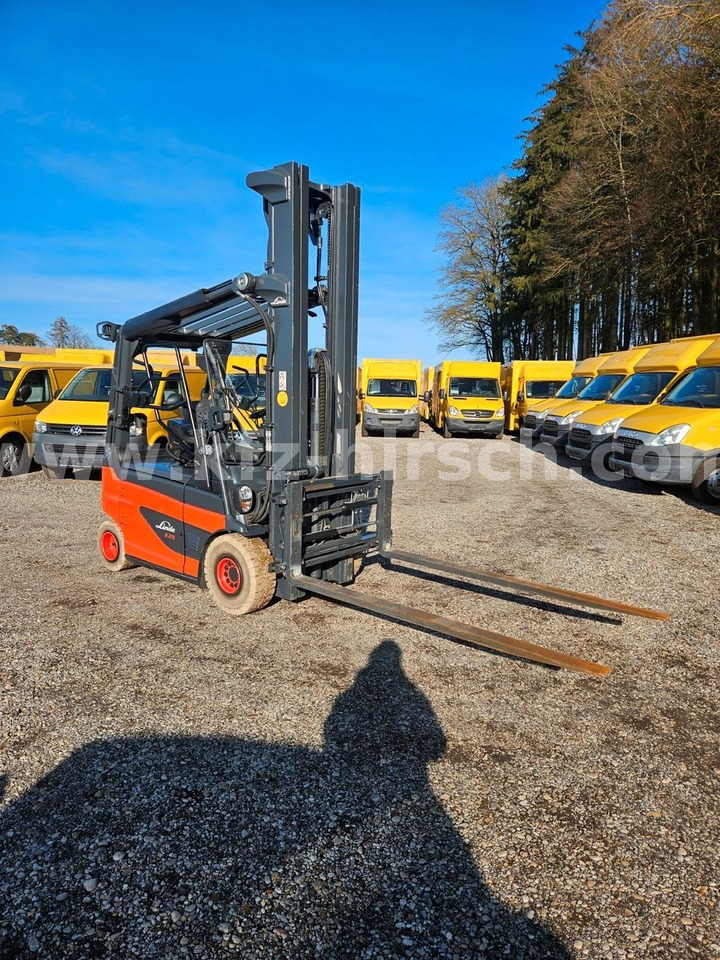 Linde E25 R Roadster , 6.880mm Hubhöhe, StVZO hydr. Zi - Chariot élévateur électrique: photos 2 Linde E25 R Roadster , 6.880mm Hubhöhe, StVZO hydr. Zi - Chariot élévateur électrique: photos 2