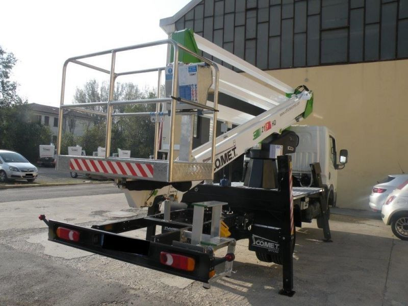 Comet 21/2/9 HQ - 21 m zamontowany na Renault Maxity 130 DTI - Camion avec nacelle: photos 3 Comet 21/2/9 HQ - 21 m zamontowany na Renault Maxity 130 DTI - Camion avec nacelle: photos 3