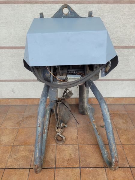 Wciągarka 3,8T do ładowarki obrotowej Dieci Pegasus 40.17, 40.18, 38.16, 45.21 - Treuil: photos 2 Wciągarka 3,8T do ładowarki obrotowej Dieci Pegasus 40.17, 40.18, 38.16, 45.21 - Treuil: photos 2