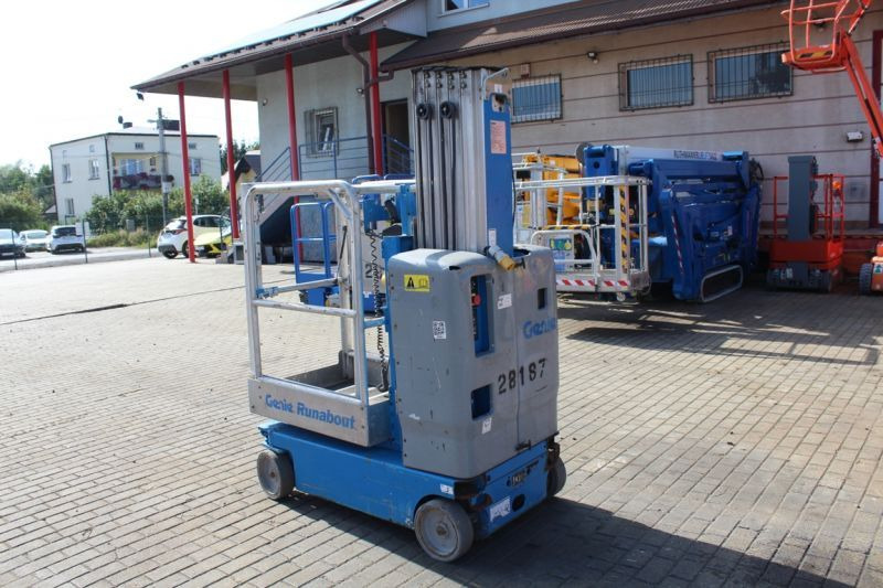 Podnośnik koszowy masztowy elektryczny 8 m Genie GR20 - Nacelle à mât vertical: photos 4 Podnośnik koszowy masztowy elektryczny 8 m Genie GR20 - Nacelle à mât vertical: photos 4